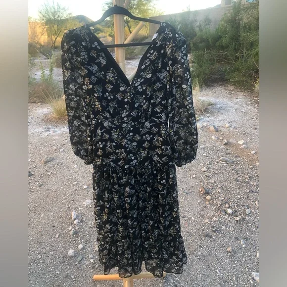 ASTR the label bohemian maxi black yellow floral long sleeve dress - Picture 5 of 14